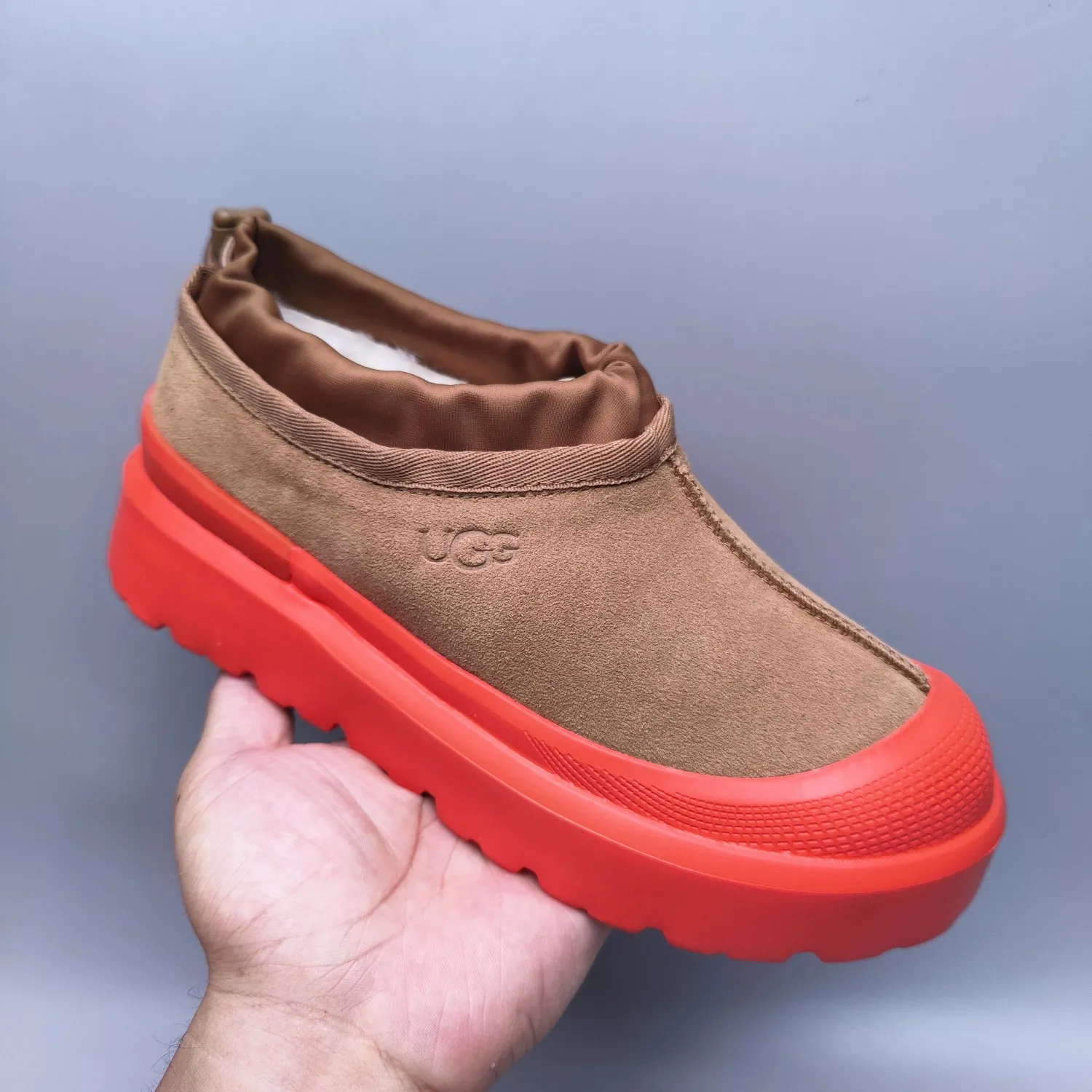 💰520 UGG sheepskin all-in-one snow boots 4096 slip-on casual trendy Wang Yibo men's and women's shoes Color: white red black blue yellow light gray dark gray green Matching sizes: 35-45